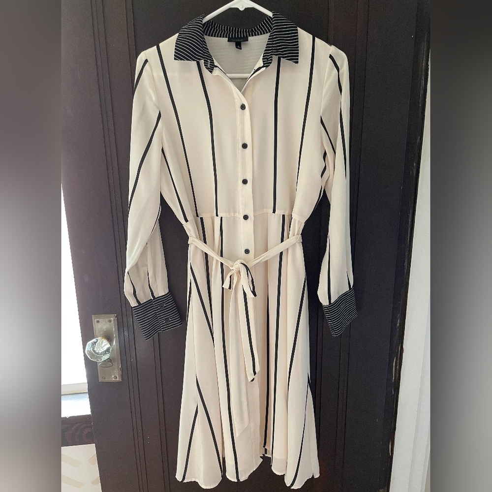 WHO WHAT WEAR Black and White Stripe Midi Shirt Dress - Sz S